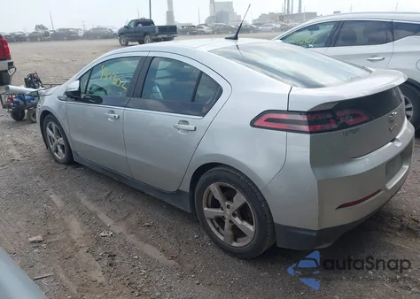 2013 Chevrolet Volt z USA, uszkodzony, nr VIN 1G1RA6E43DU149285